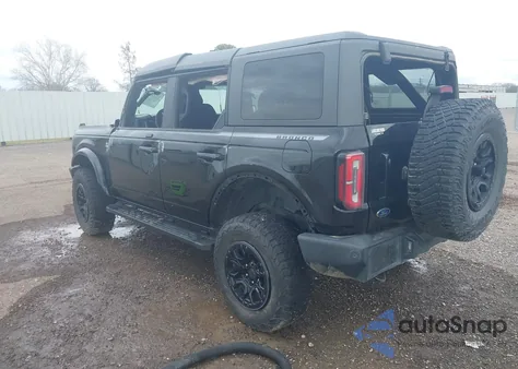 2022 Ford Bronco Outer Banks z USA, uszkodzony, nr VIN 1FMDE5BH2NLB90663